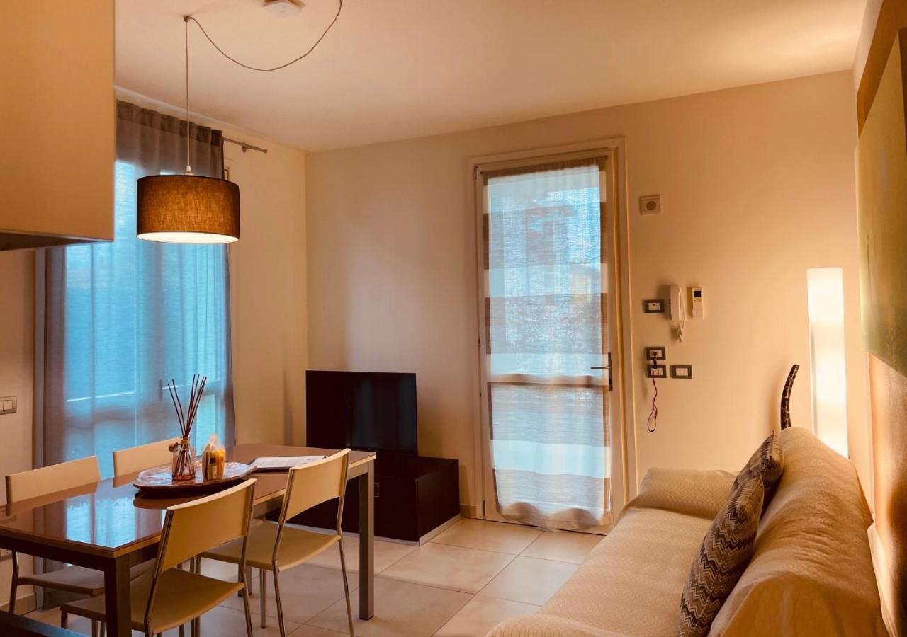 Residence Del Lago 데센자노델가르다 외부 사진