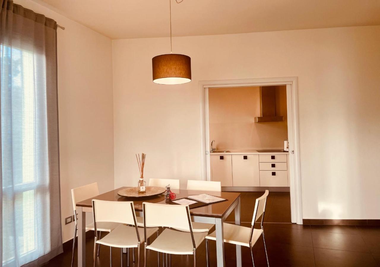 Residence Del Lago 데센자노델가르다 외부 사진