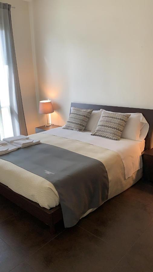 Residence Del Lago 데센자노델가르다 외부 사진