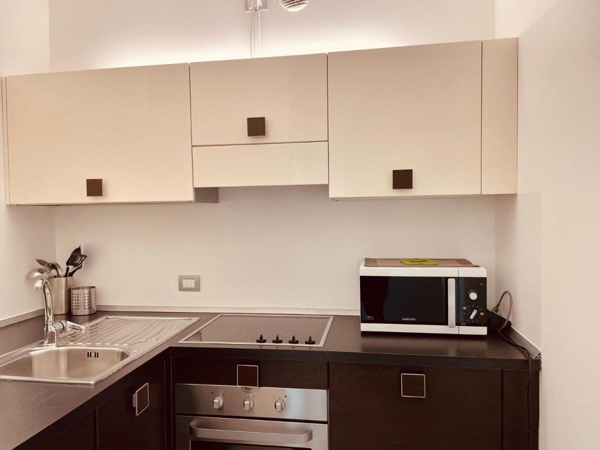 Residence Del Lago 데센자노델가르다 외부 사진